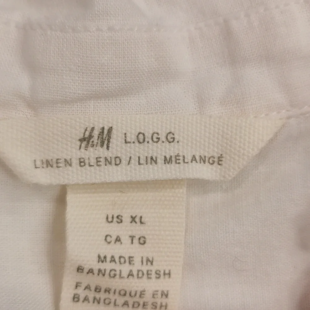 🍄 H&M Button Down Top, Size XL - Picture 6 of 7